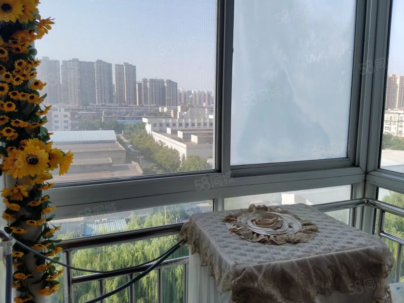 上海花园3室2厅2卫149.15㎡南北78万