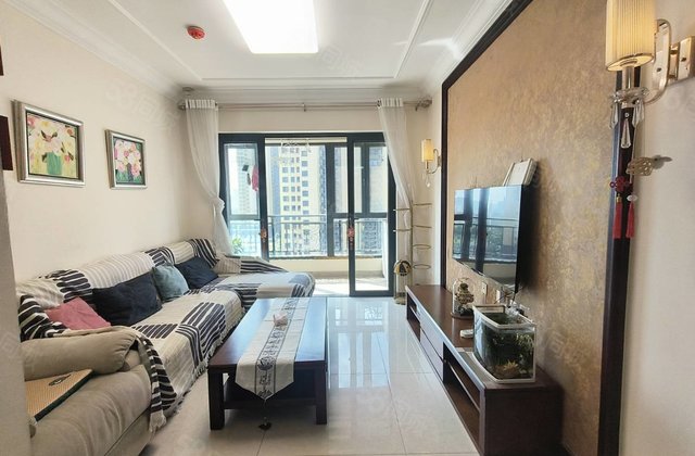 急售   文轩 外国语  恒大名都 精装两室 免大税 送车位