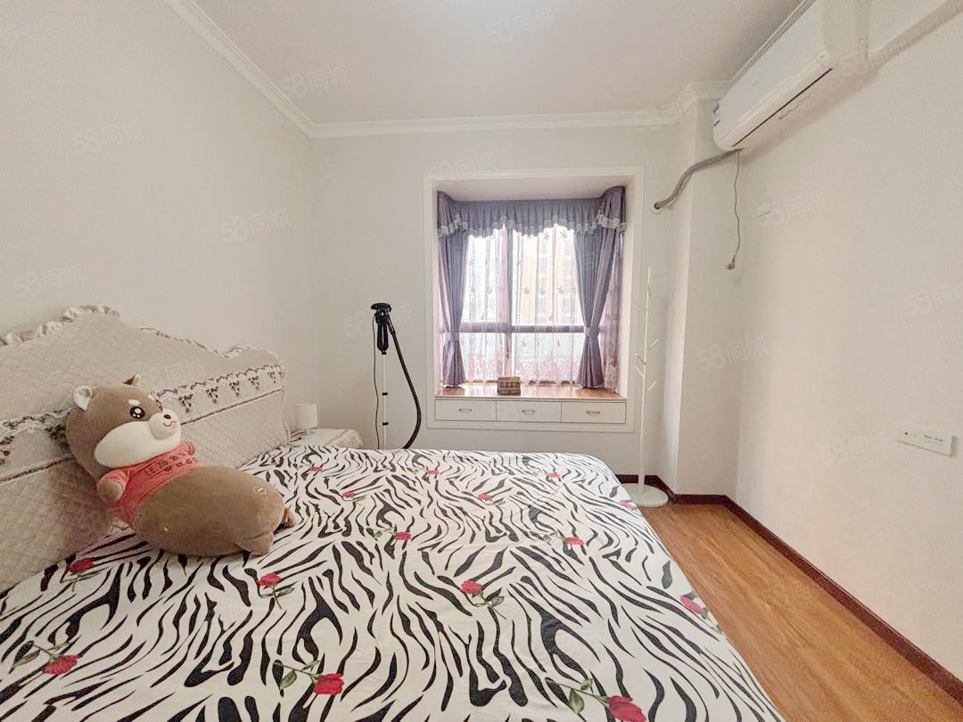 名城港湾3室2厅1卫101.51㎡南北46.8万