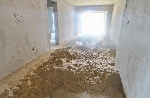 阳光家苑4室2厅140.95㎡98万二手房图片