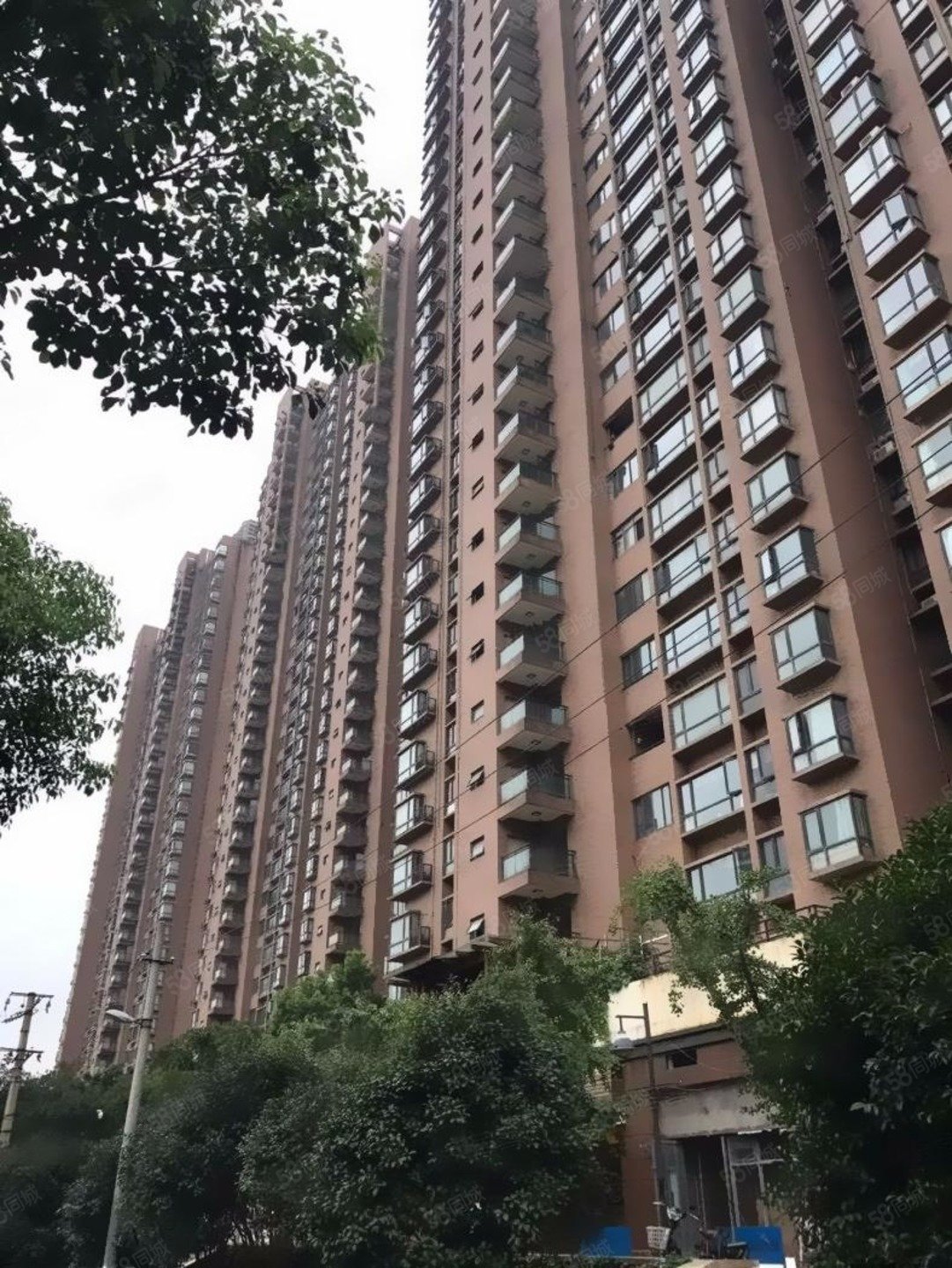 积玉桥老牌高档小区南北通透4房户型赠送阳光房得房率超高