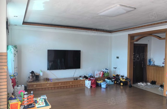 银城中路28号小区4室3厅167㎡50万二手房图片