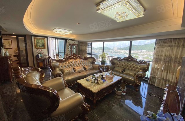 鸿洲天玺4室2厅178.27㎡950万二手房图片