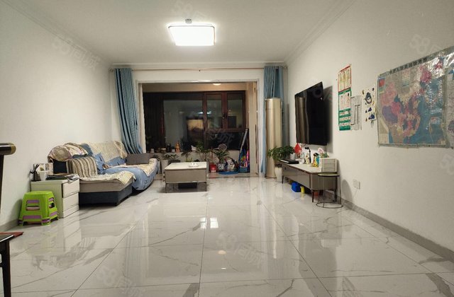 国岳府四居室双阳台 免大税 楼下 实验