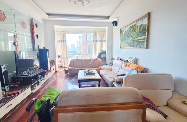 翠明园4室2厅164㎡430万二手房图片