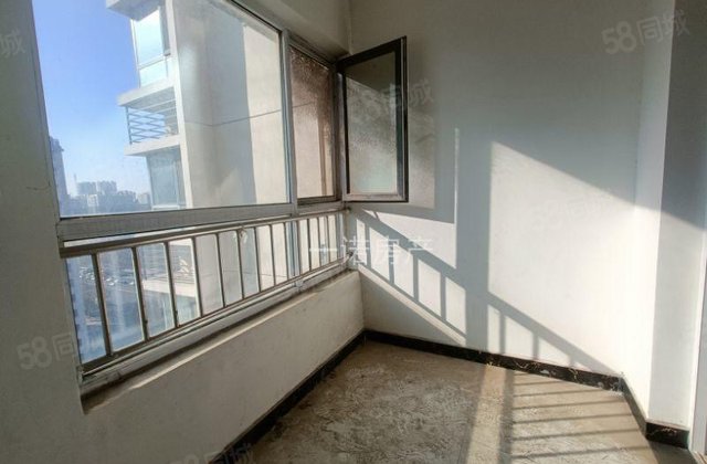 急售湖边 观澜一品三室130平电梯房 有储 好楼层 昌润路