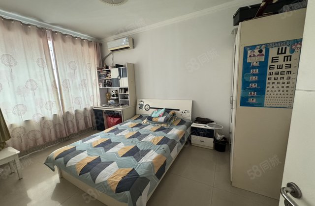 东昌路 兴华路市委旁 东 昌 中通领秀城3室2卫带车位储