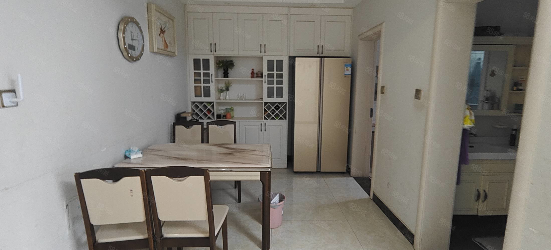 金立文苑3室2厅1卫123㎡南北118万