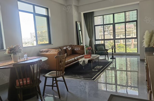 东方明珠2室1厅80㎡65万二手房图片