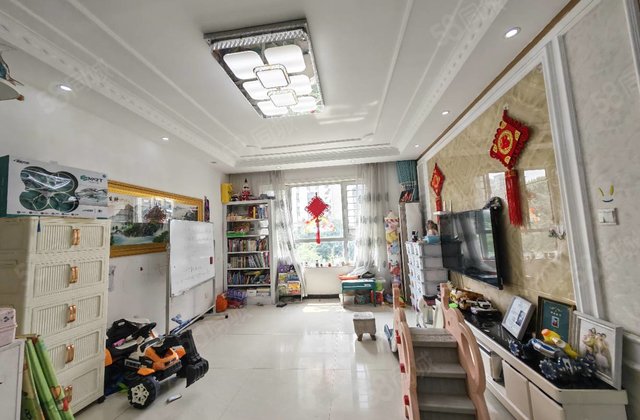 急售，2号院，西边户，全明户型，免大税，总高18层的