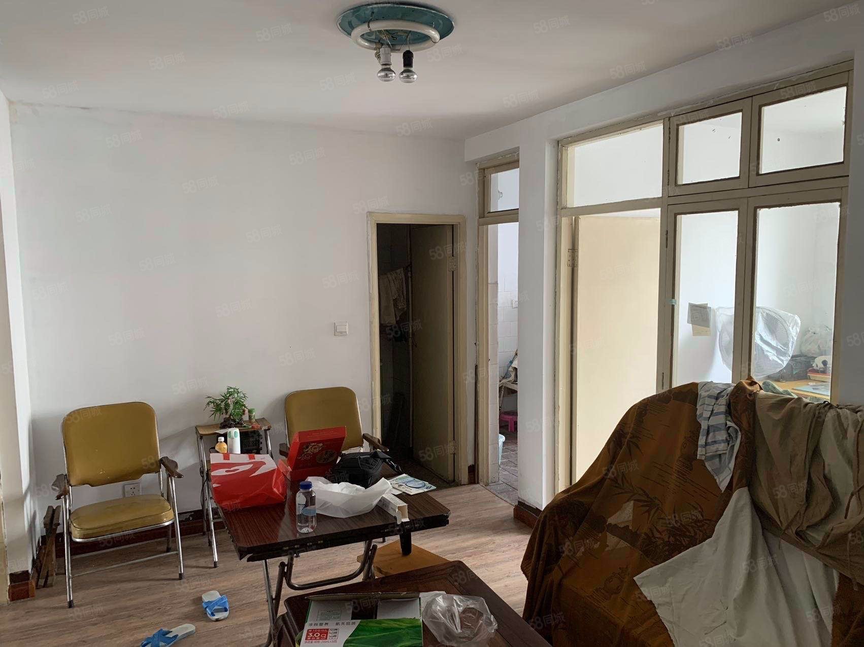 安居里2室1廳1衛(wèi)67㎡南北33萬