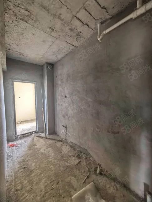 御泉名都2室2厅1卫73.62㎡南45万