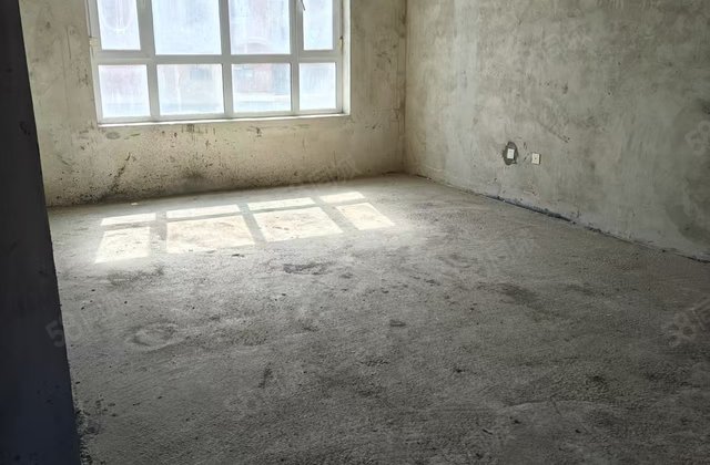 恰秀南苑小区3室1厅115㎡45万二手房图片