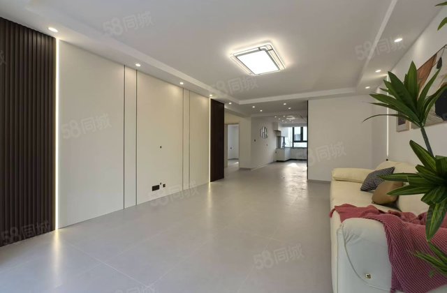 百合小区2室2厅110㎡49.8万二手房图片