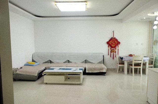 实验   香格里小镇 小三居  高楼层采光充足  精装修好房