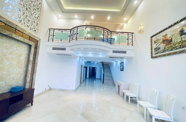 金碧御水山庄(别墅)6室2厅270㎡360万二手房图片