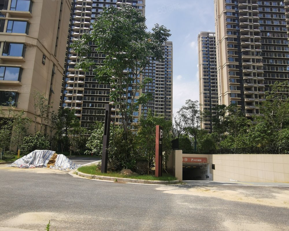 【绿地国际博览城博翠, 绿地国际博览城博翠小区详情,房价走势,房源