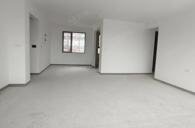 纯改善和鸣大观160平带车位储藏室总高15层