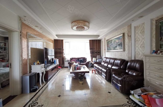 文轩外国语龙湾在水一方山水文园区委家属院