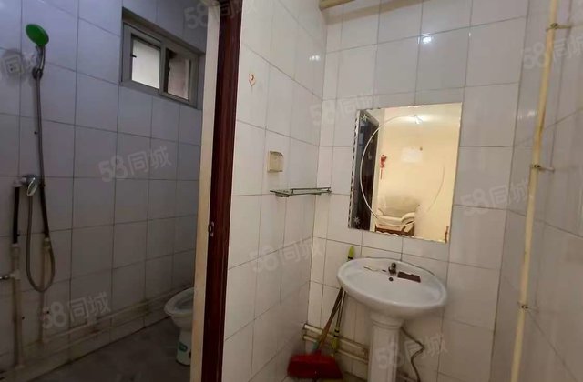 柳泉花园 2房 周边配套完善