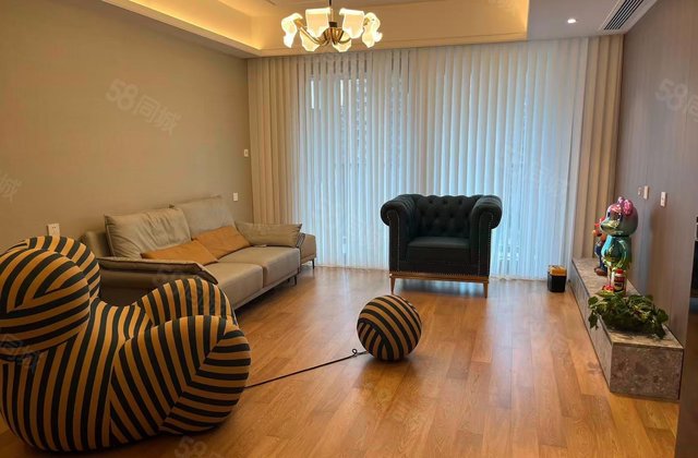 雅戈尔嵩江府3室2厅111.02㎡352万二手房图片