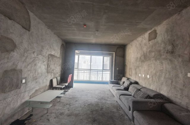 元泰中华园2期C区3室2厅134㎡80.7万二手房图片