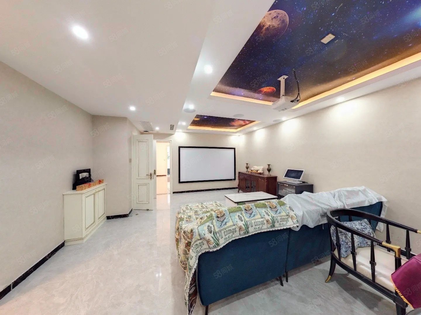 中海墅(東區(qū)別墅)5室2廳5衛(wèi)284.22㎡南北2050萬