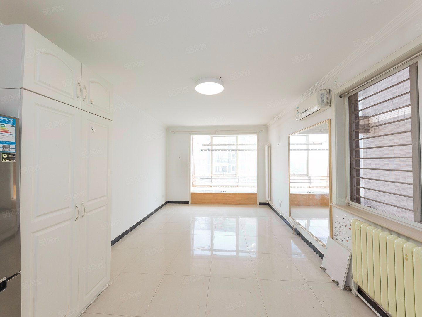 新起點嘉園1室1廳1衛(wèi)58㎡東610萬