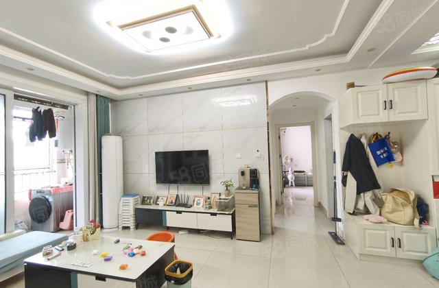 金柱大学城精装两房两厅送车位储藏室