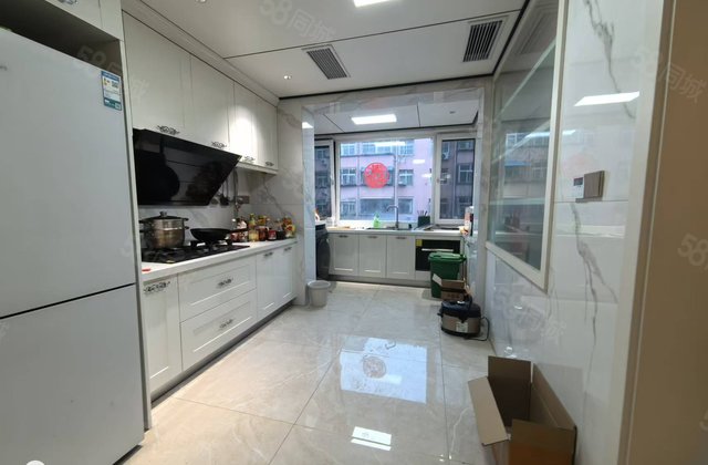 文轩本部八中外国语人保家属院精装四室中央空调