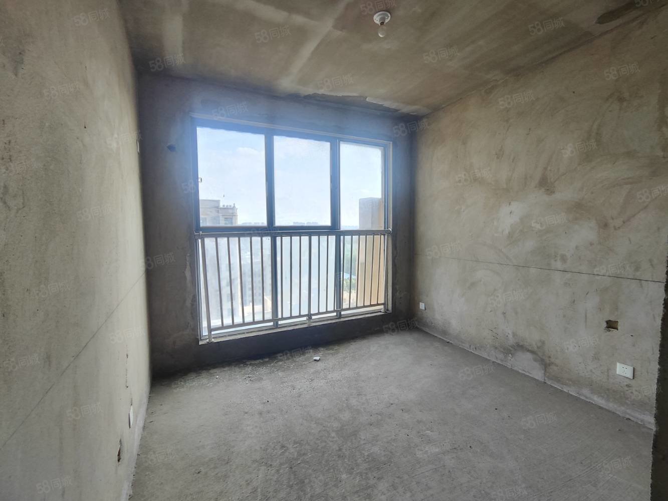 北城世纪城3室2厅1卫86㎡南北19.8万