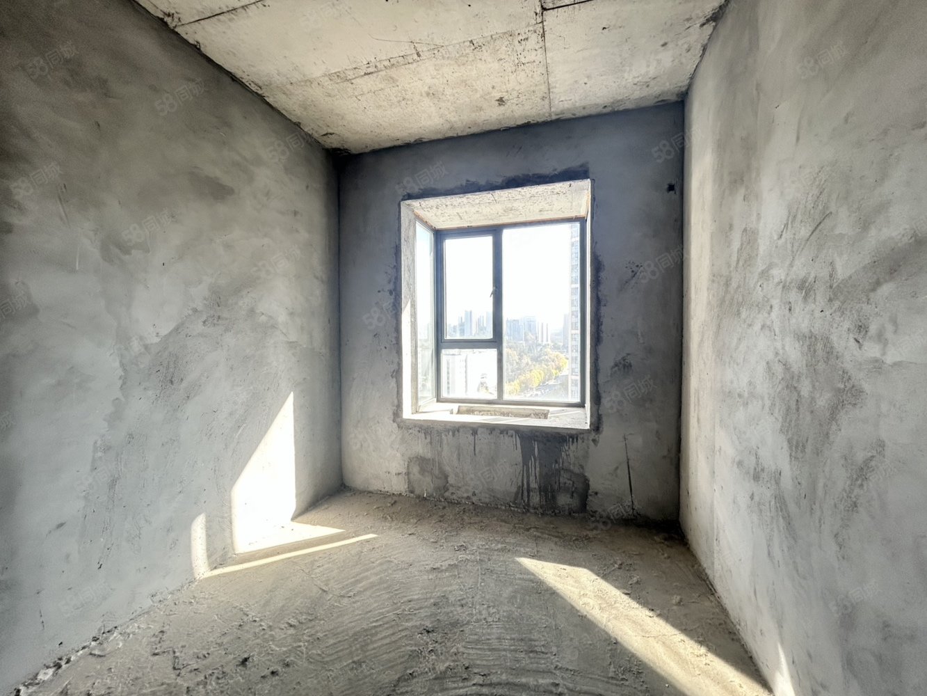 腾龙国际3室2厅2卫126㎡南北62.5万