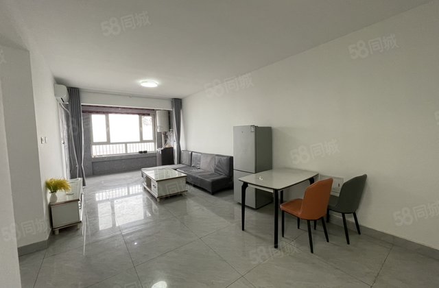 万达北边电梯号房好楼层 水城悦府 楼层总价60多万有钥匙