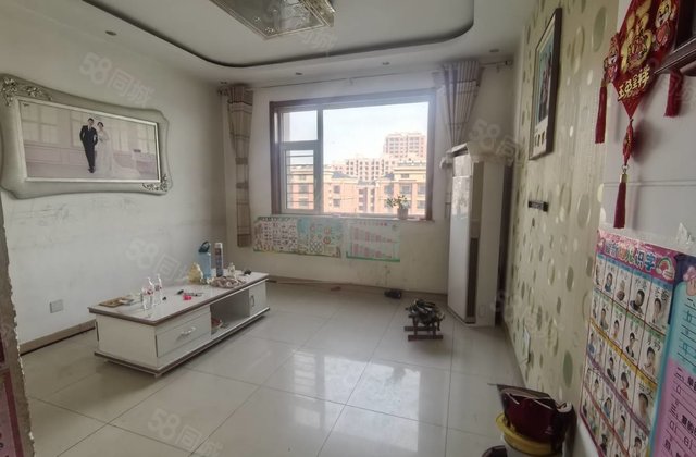 新出，新城邦电梯房3室边户带车位地下室有钥匙随时可以看房