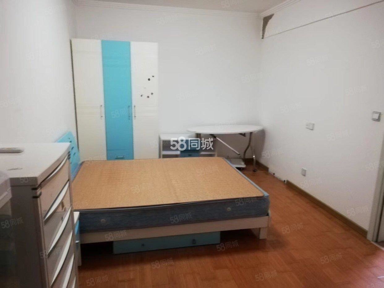 金品名门世家3室2厅1卫125㎡南46万