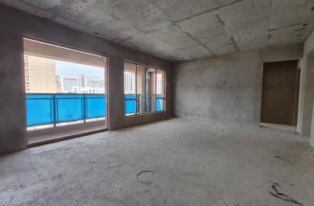 青阳郡二期4室2厅143㎡72.6万二手房图片