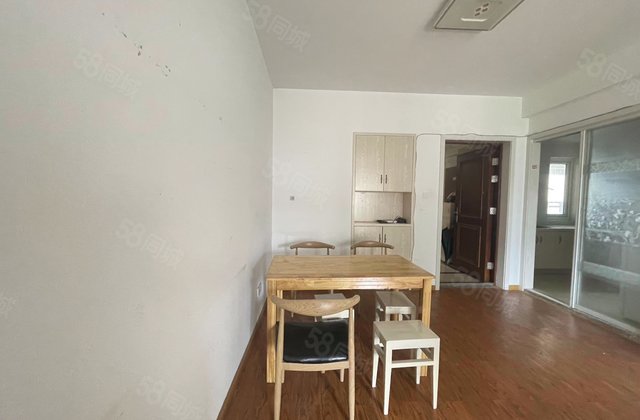 悦江花苑3室2厅90.9㎡208万二手房图片