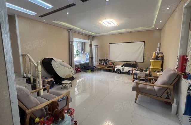 急售！阿卡错层三室两卫  送车位储藏室 光明 七中 车站附近