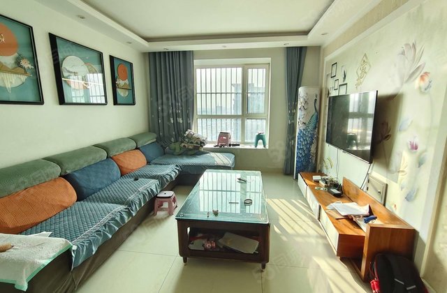 东昌湖 阳光实验附近小三室南北通透  带车位储藏室