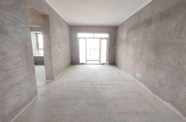 奥体中央公园3室2厅95.81㎡31.8万二手房图片