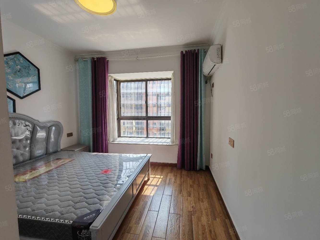 香槟国际3室2厅2卫117㎡南北48.8万