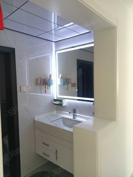 祥生苍梧春晓苑3室1厅1卫101㎡南140万