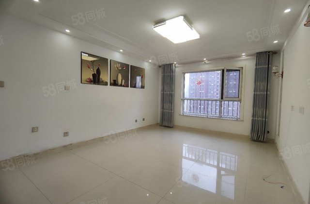 水岸花语 车位储藏室 三室双卫 免大税 看房随时