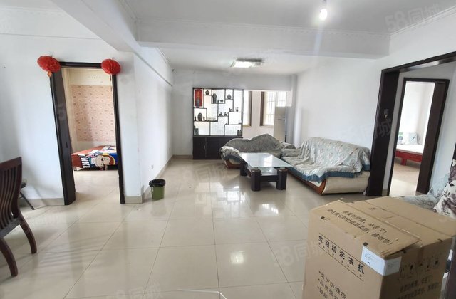 新水河畔      育红 近香江 150平东边户电梯洋房