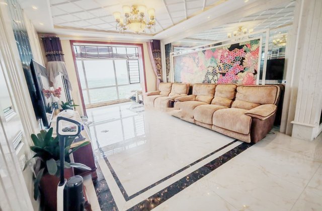 文轩一中西安交大四室精装带空中花园免大税 山水文园新东方龙湾