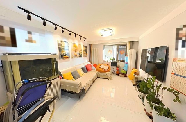 首座御园(二期2号院)3室2厅117.27㎡310万二手房图片