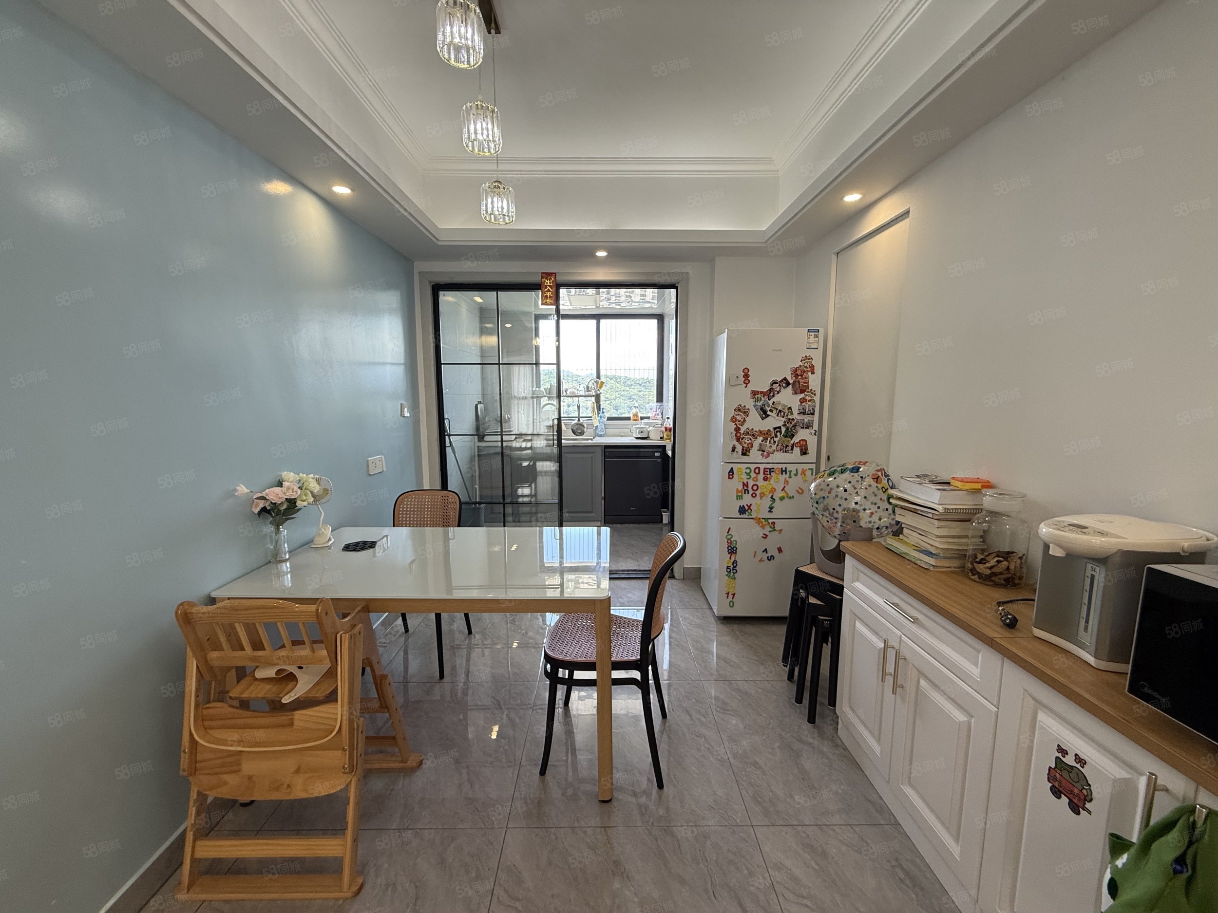 怡德花苑3室2厅2卫145㎡东南125万