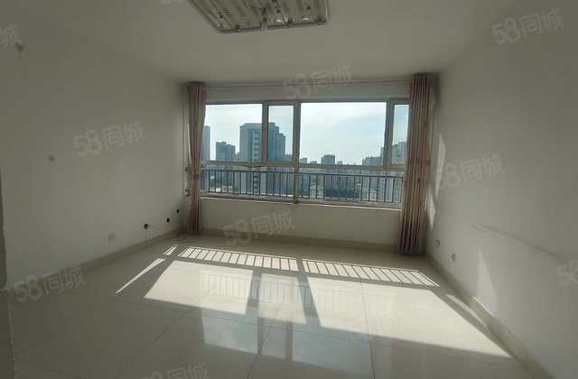 湖边 边户 好楼层 车位储藏室 三室两厅两卫 文轩 实验