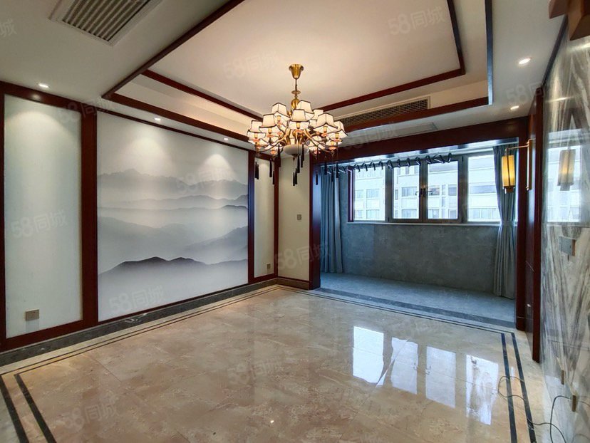 大学星城3室2厅3卫180㎡南北112万