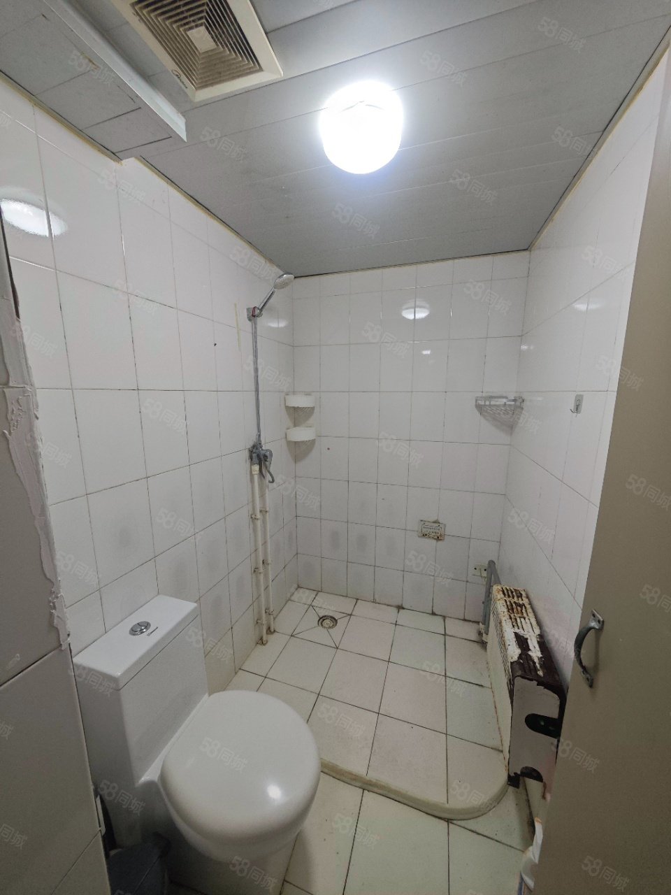 三嘉信苑2室1廳1衛(wèi)63㎡南北180萬(wàn)